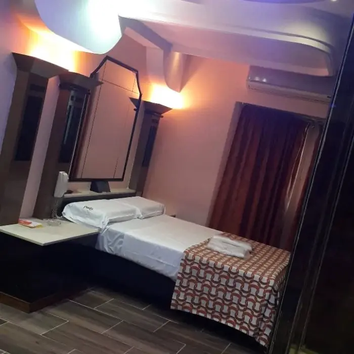 Hotel Paradise