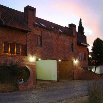 Hotel La Embajada