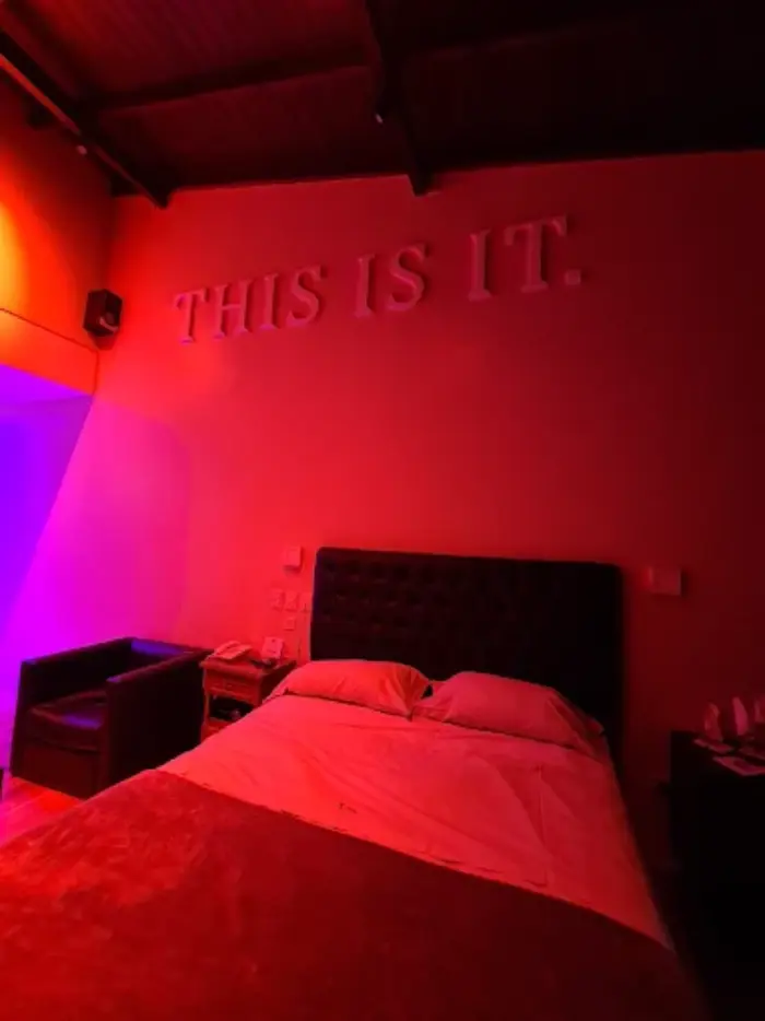 Hotel R